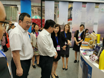 亚游AG娱乐|AG真人国际厅