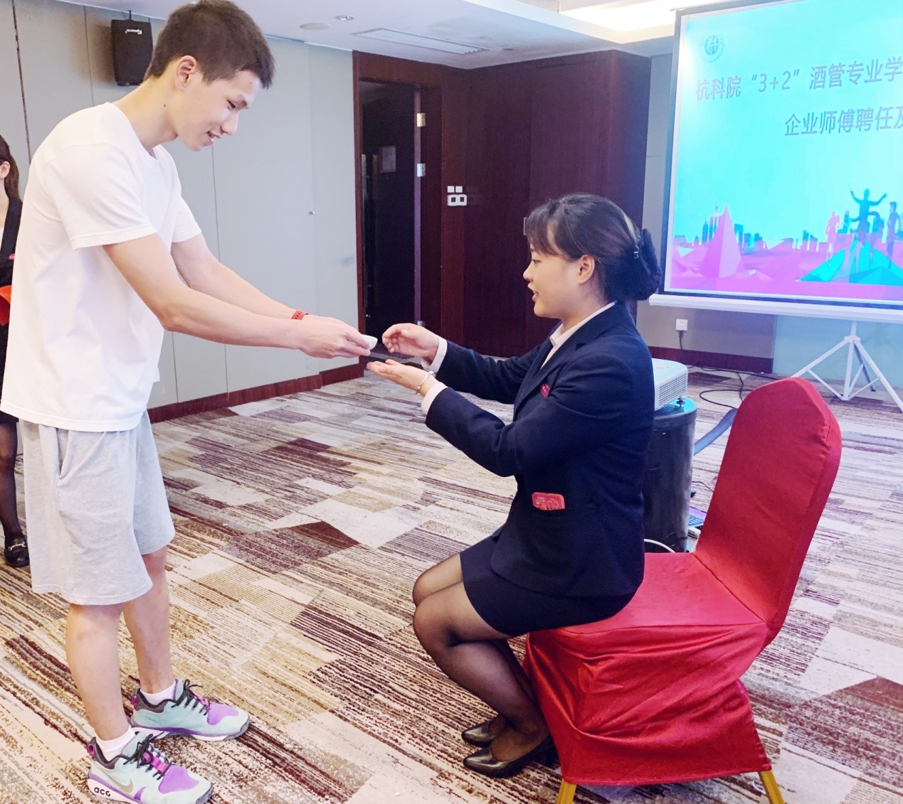 亚游AG娱乐|AG真人国际厅